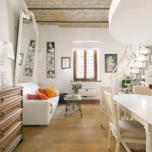Leopardo 28 - Loft In Trastevere Appartamento